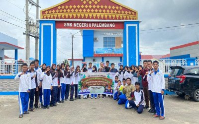 Gotong Royong Bersama Sukseskan Gerakan Nasional Indonesia ASRI: Aman, Sehat, Resik, dan Indah